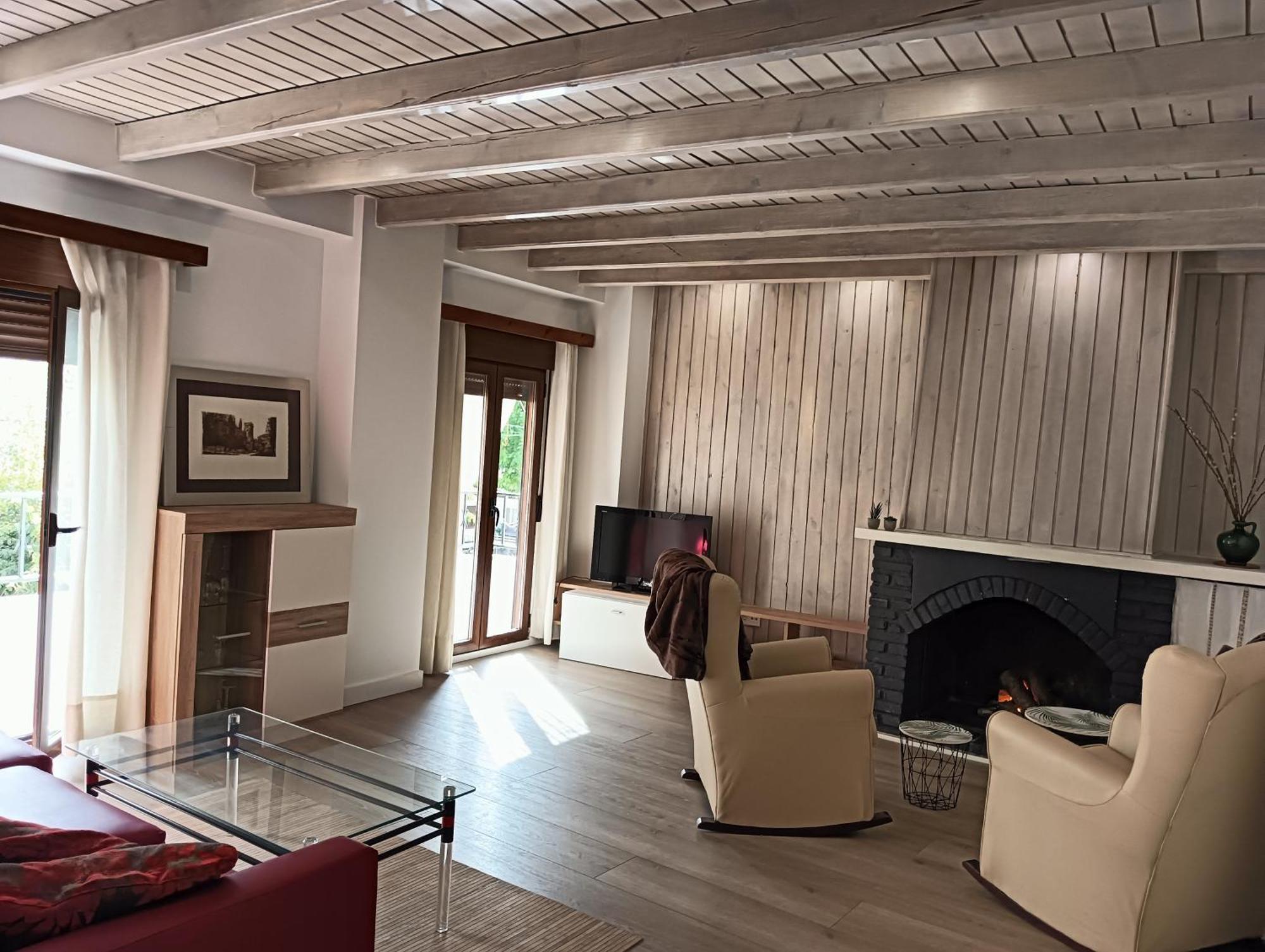 Apartament La Casa De La Plaza Güéjar Sierra Zewnętrze zdjęcie